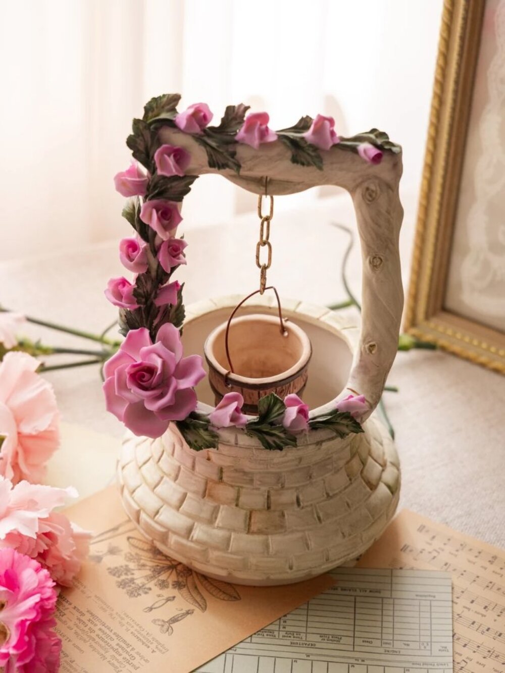 Capodimonte Porcelain Ceramic Wishing Well w Purple Pink Flowers Made in Italy